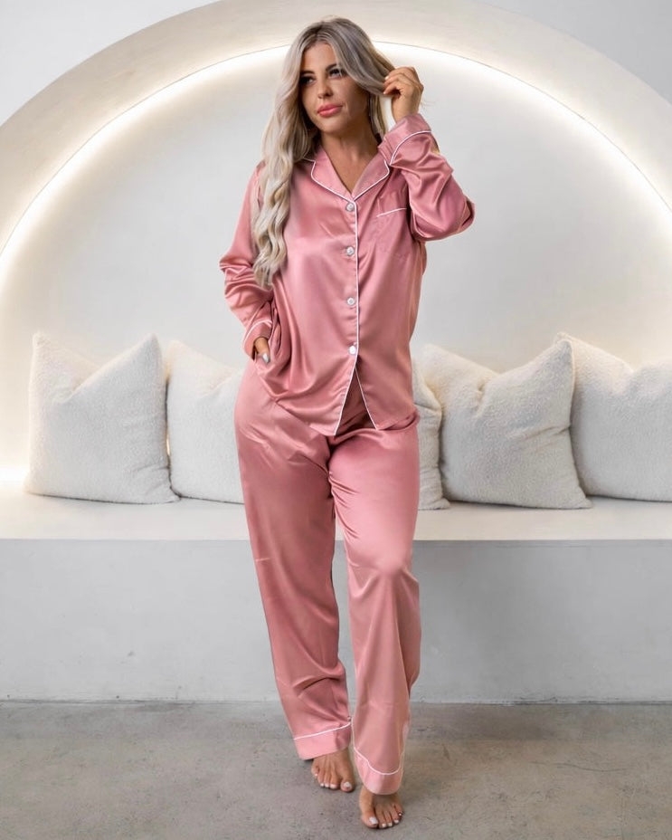 Long Marie Satin Set